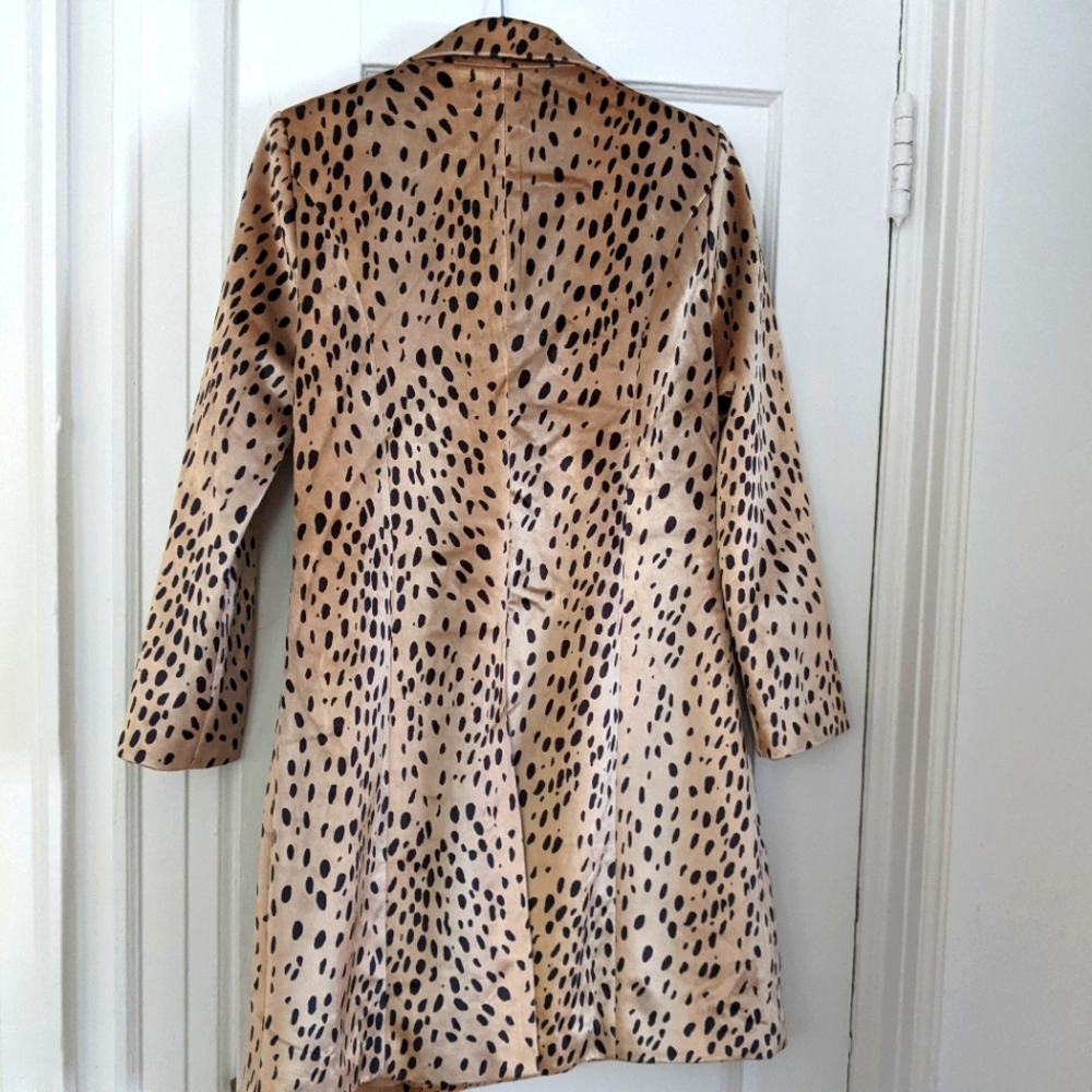 Leopard Print Coat - image 7